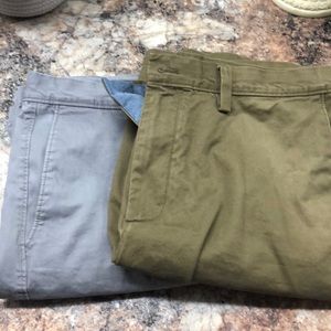 Men’s Banana Republic shorts 35. above the knee